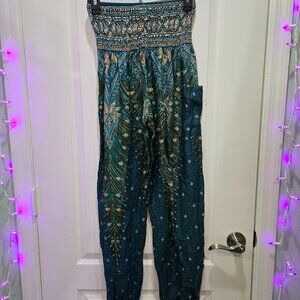 Yoga Pants/Hippie pants with beautiful Pattern, Never worn.